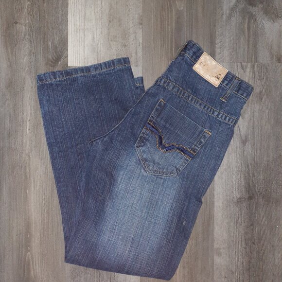 GENTLEMEN ONLY!!👤 💎MENS JEANS, JACKET, TOOL BOXS & SHIRTS FOR SALE!! - Picture 8 of 16